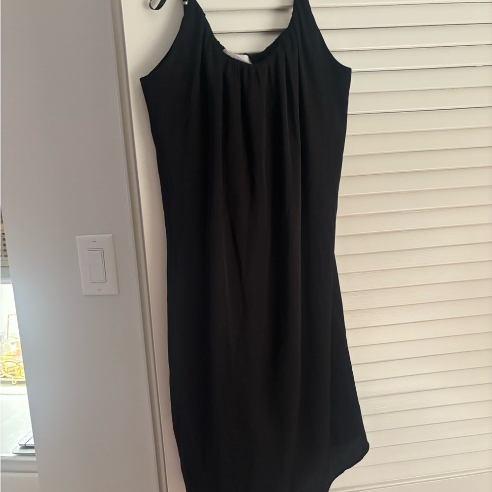 Black Sleeveless Shift Dress - Classic Women's Dress